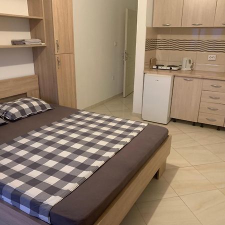 Apartments Nurkovic Добра вода Екстериор снимка